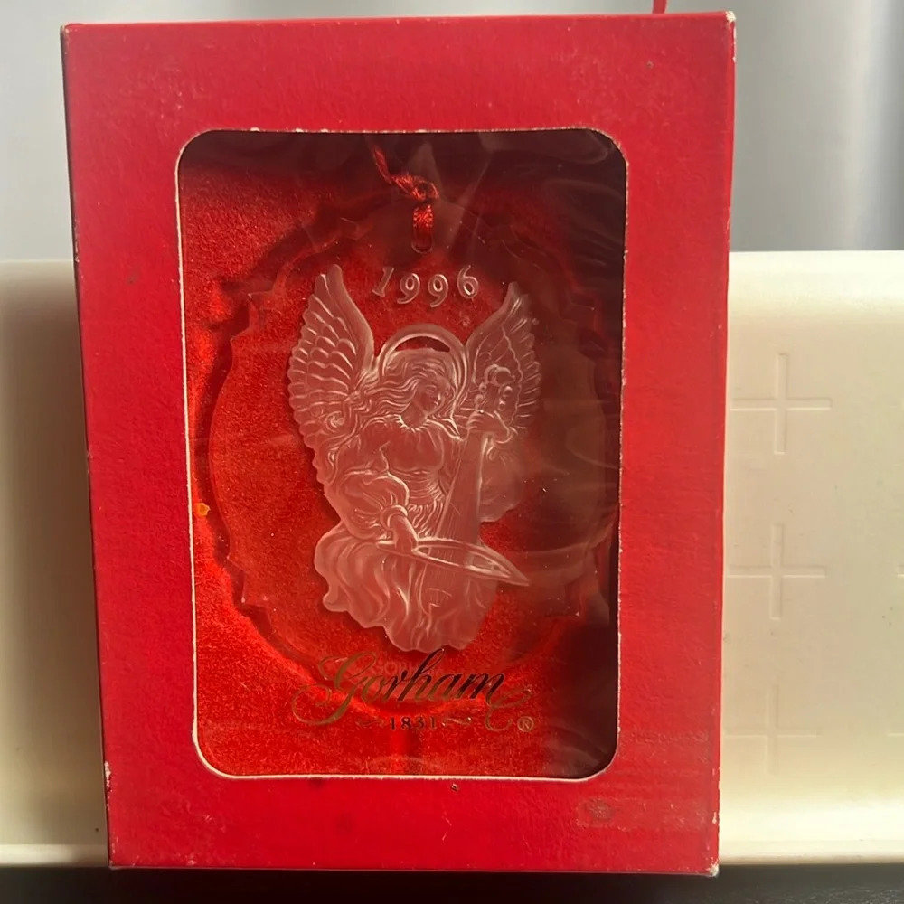 Gorham Crystal Annual Angel Ornament Christmas 1996  Original Box C1100 Vintage